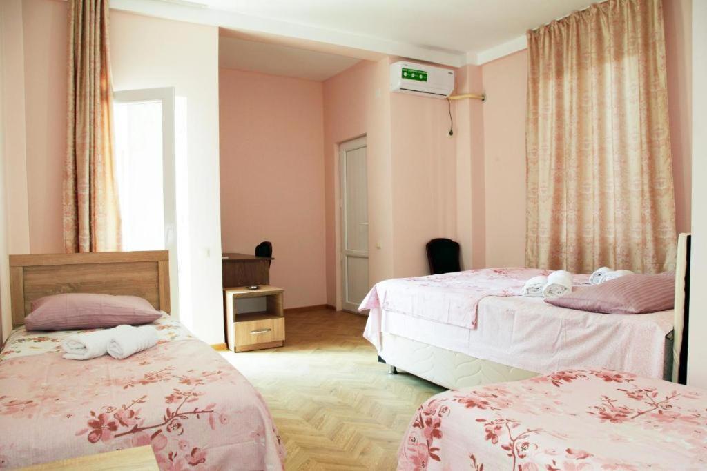 La Vie En Rose Hotel Kobuleti Exterior photo